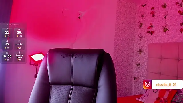 amelia ferrerx online show from November 30, 3:07 am