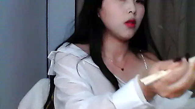 Snapshot of zxcvbnmqwas213 chatting on October 30, 4:48 pm zxcvbnmqwas213 online show from October 30, 4:48 pm