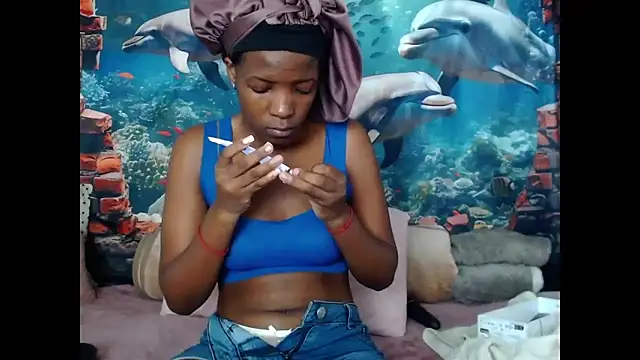 Snapshot of AfricanBarbiee69 chatting on July 8, 8:48 am AfricanBarbiee69 online show from July 8, 8:48 am