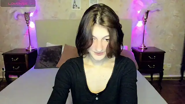 A Skyy online show from November 6, 8:46 pm