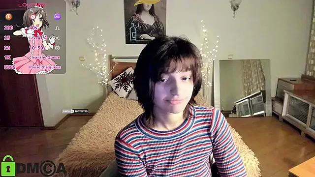 A Skyy online show from April 1, 9:45 pm