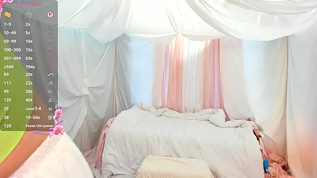 StormyAlex online show from December 5, 2:43 am