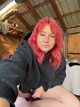 Snapshot of Onlymiasophie chatting on October 31, 11:51 am Onlymiasophie online show from October 31, 11:51 am