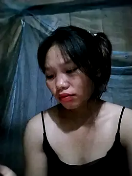 Snapshot of linh-miu99 chatting on October 20, 2:06 pm linh-miu99 online show from October 20, 2:06 pm