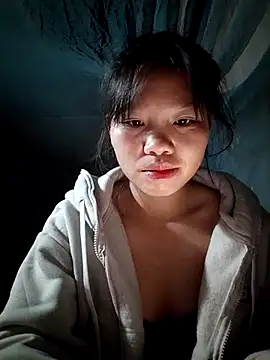 linh-miu99 online show from December 14, 5:51 pm