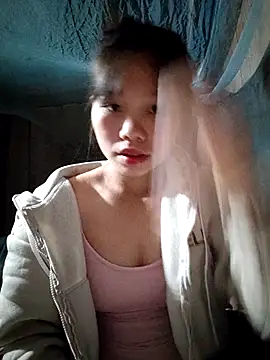 linh-miu99 online show from December 2, 6:53 pm