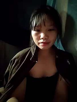 linh-miu99 online show from November 13, 5:06 pm