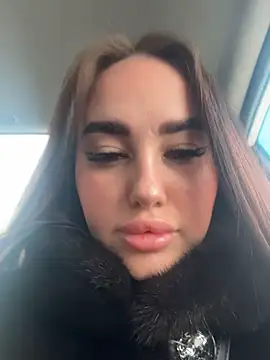 Snapshot of KiraSunshine chatting on January 15, 3:54 am KiraSunshine online show from January 15, 3:54 am