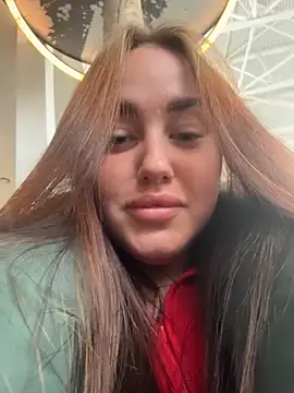 KiraSunshine online show from April 11, 7:45 am