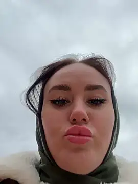 KiraSunshine online show from October 30, 3:49 am