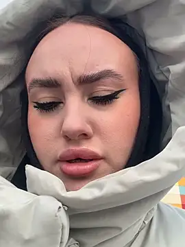 KiraSunshine online show from November 7, 3:33 am