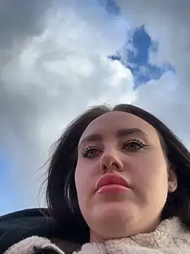 KiraSunshine online show from November 2, 3:33 am