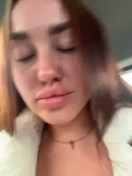 KiraSunshine online show from March 29, 5:31 am