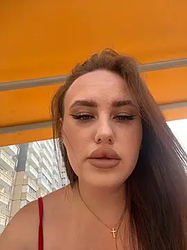Snapshot of KiraSunshine chatting on June 12, 3:59 am KiraSunshine online show from June 12, 3:59 am