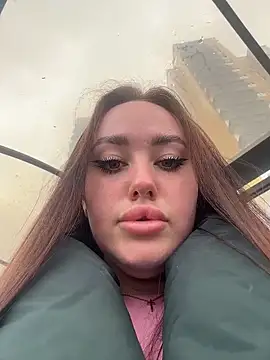 KiraSunshine online show from April 13, 5:22 am