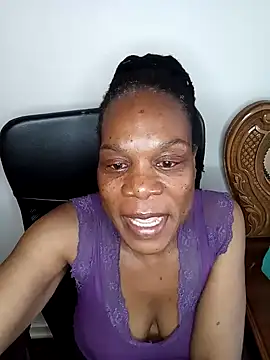 Snapshot of Hotcougar chatting on October 26, 7:20 am Hotcougar online show from October 26, 7:20 am