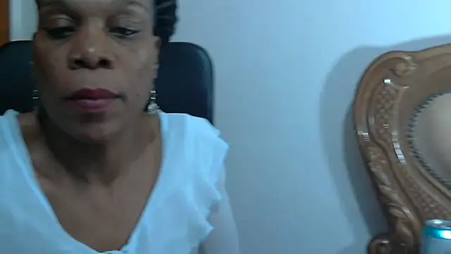 Hotcougar online show from April 11, 7:50 pm