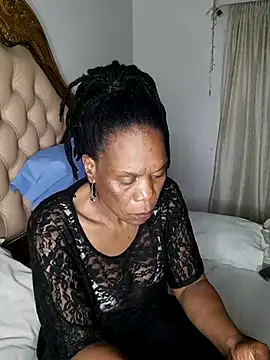 Snapshot of Hotcougar chatting on December 1, 10:10 pm Hotcougar online show from December 1, 10:10 pm