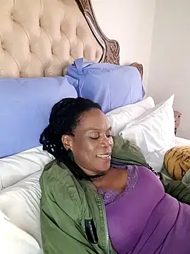 Snapshot of Hotcougar chatting on December 3, 12:59 pm Hotcougar online show from December 3, 12:59 pm