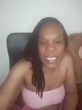 Snapshot of Hotcougar chatting on November 17, 8:07 am Hotcougar online show from November 17, 8:07 am