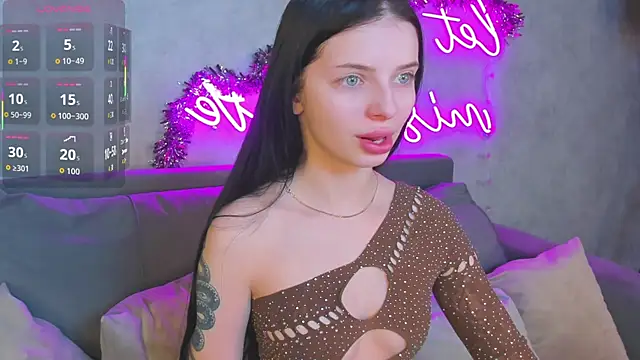 Snapshot of Eva_Mayers chatting on January 13, 12:15 am Eva Mayers online show from January 13, 12:15 am