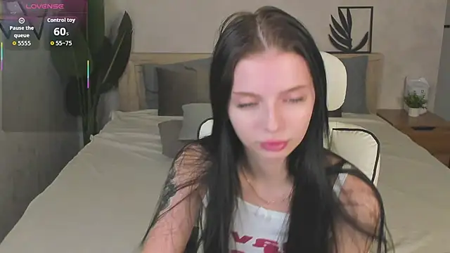 Snapshot of Eva_Mayers chatting on November 28, 11:05 pm Eva Mayers online show from November 28, 11:05 pm