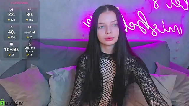 Snapshot of Eva_Mayers chatting on February 1, 11:47 pm Eva Mayers online show from February 1, 11:47 pm