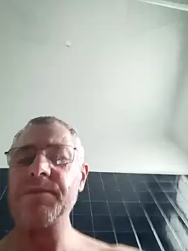 Snapshot of Sexyfab65 chatting on January 19, 1:15 pm Sexyfab65 online show from January 19, 1:15 pm