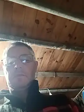 Snapshot of Sexyfab65 chatting on January 17, 6:17 am Sexyfab65 online show from January 17, 6:17 am