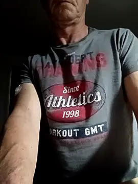 Sexyfab65 online show from May 4, 9:06 pm
