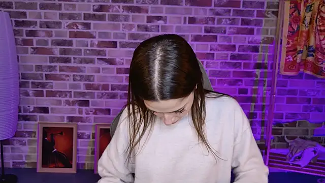 KiraVair online show from December 18, 12:09 pm