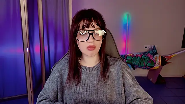 KiraVair online show from April 10, 10:33 am