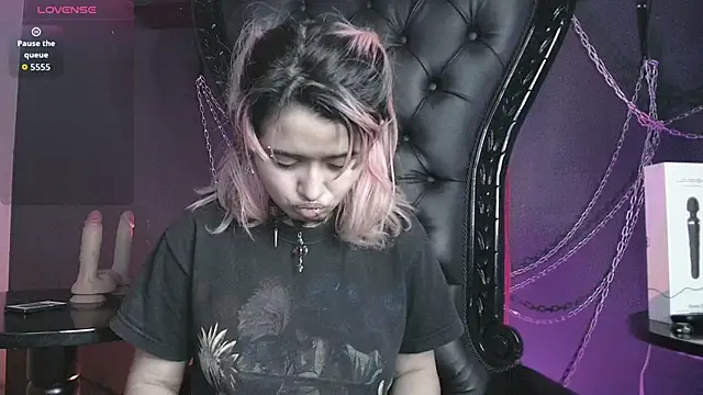 Navier   online show from June 21, 4:51 am
