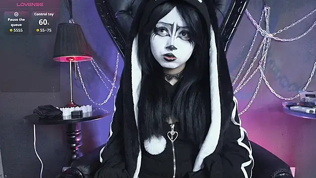 Navier   online show from April 25, 4:04 am