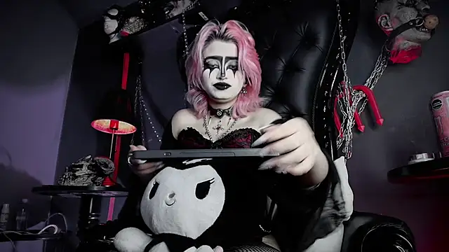 Navier   online show from February 20, 10:33 pm