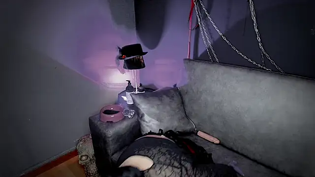 Navier   online show from December 19, 9:06 pm