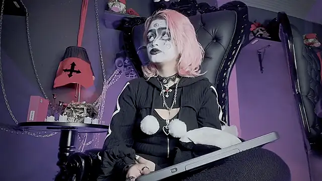 Navier   online show from March 4, 2:41 am