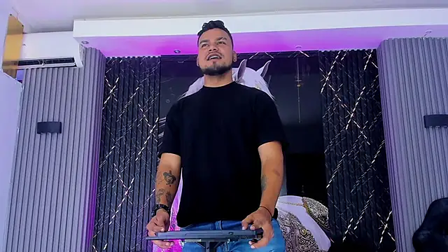 handsome boys22 online show from December 19, 12:07 pm