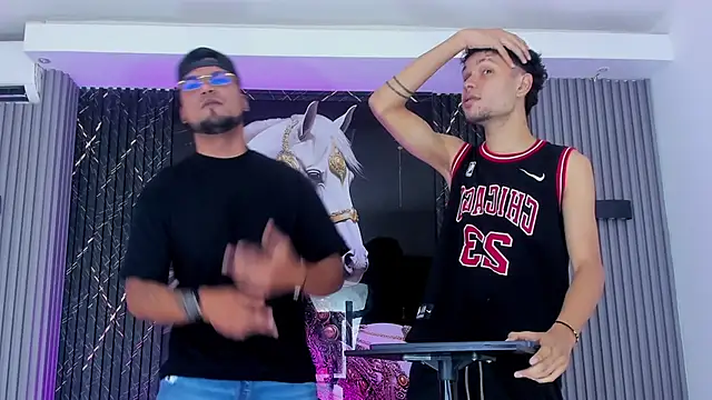 Snapshot of handsome_boys22 chatting on November 27, 2:06 pm handsome boys22 online show from November 27, 2:06 pm