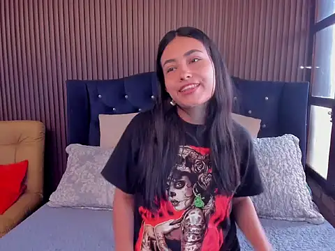 Snapshot of ViolettRouse chatting on November 12, 3:16 pm ViolettRouse online show from November 12, 3:16 pm