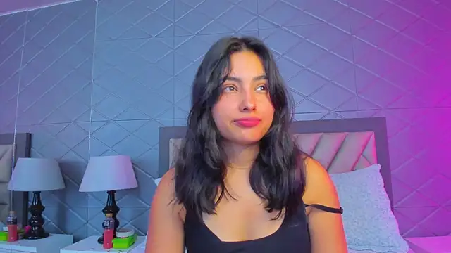 ViolettRouse online show from February 3, 5:29 pm