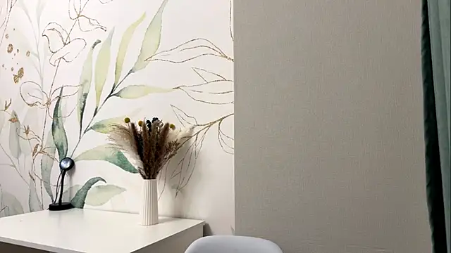 LunaAfrodita online show from October 21, 5:45 pm