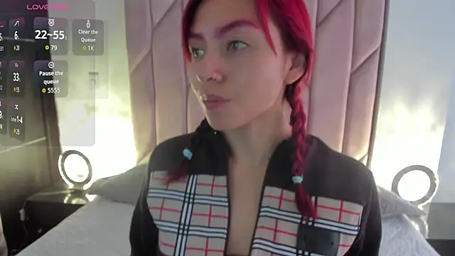 melanie roux   online show from October 30, 12:03 pm