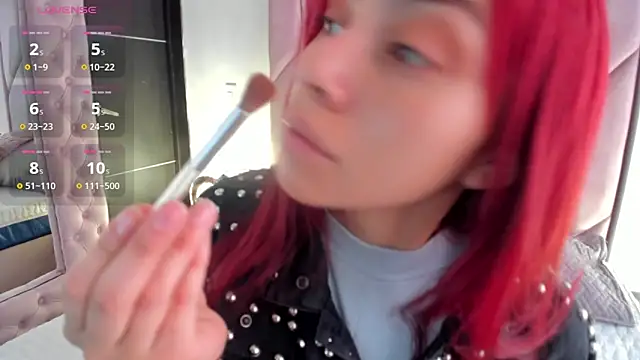 melanie roux   online show from November 5, 11:57 am