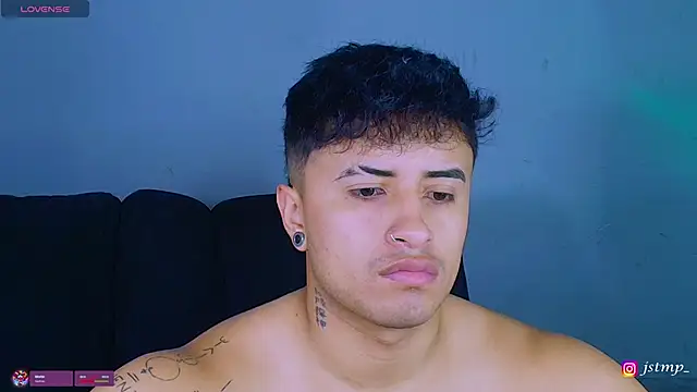 Snapshot of jhon_mendoza_ chatting on November 10, 6:24 pm jhon mendoza online show from November 10, 6:24 pm