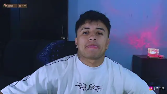 Snapshot of jhon_mendoza_ chatting on November 1, 7:08 pm jhon mendoza online show from November 1, 7:08 pm