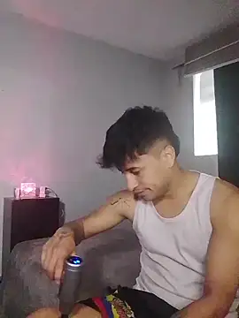 Snapshot of jhon_mendoza_ chatting on October 28, 12:59 pm jhon mendoza  online show from October 28, 12:59 pm