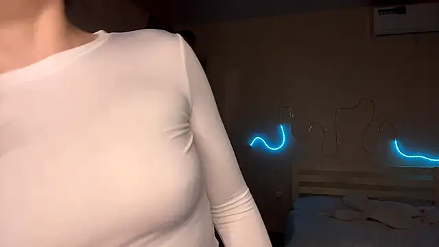 MyraLitterers online show from April 8, 4:19 pm