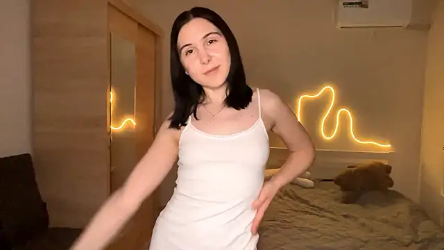 MyraLitterers online show from February 25, 4:40 pm