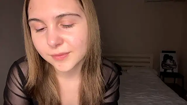 MyraLitterers online show from December 20, 3:26 pm